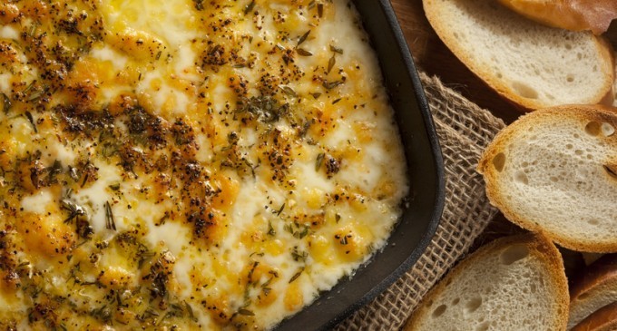 This Baked Fontina Fondue Is A Crowd Pleaser!