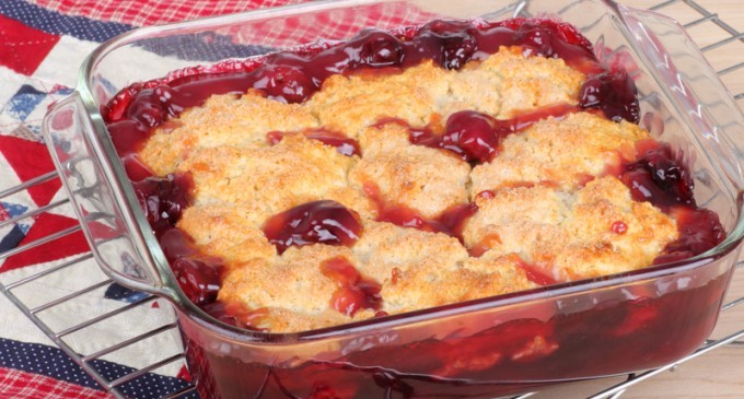 Slow Cooker Cherry Dump Cake This Is Just About The Easiest Dessert On The Planet Recipe Station 